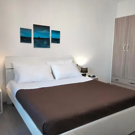 Appartamento Sterlizia Casa vacanze *